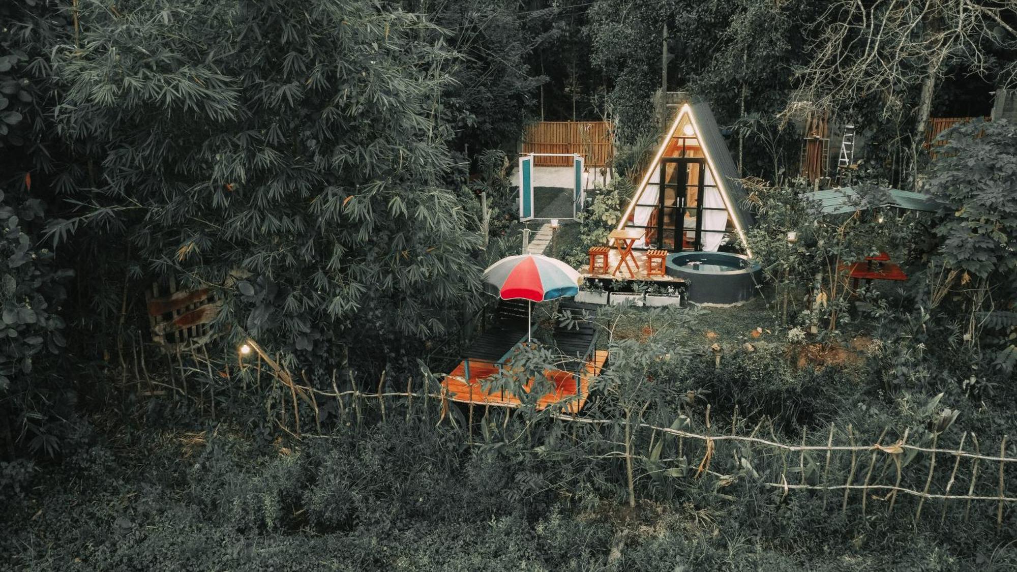 The We2 "Wildwood Elegance Escape" Bed and Breakfast Induruwa Exteriör bild