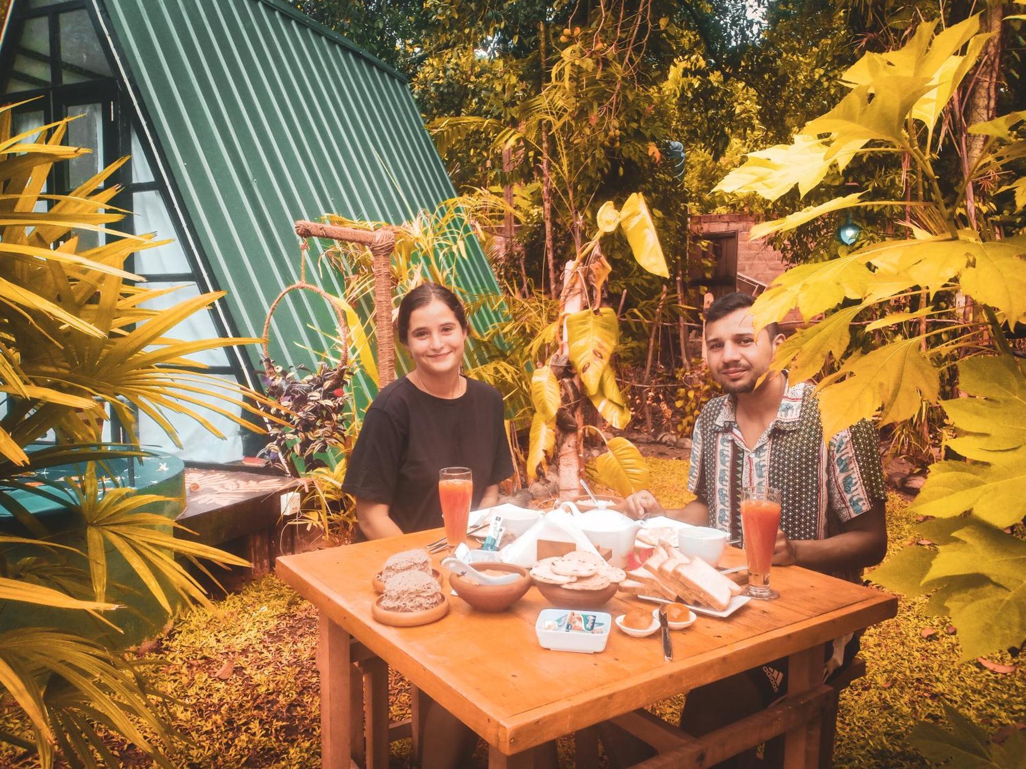 The We2 "Wildwood Elegance Escape" Bed and Breakfast Induruwa Exteriör bild